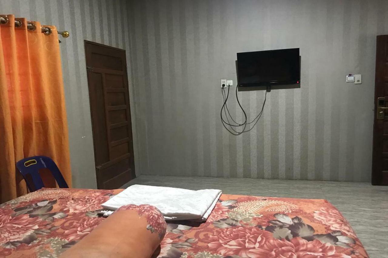 Oyo 1752 Hotel Wisata Kisaran Екстер'єр фото