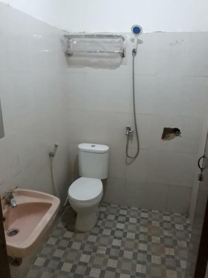 Oyo 1752 Hotel Wisata Kisaran Екстер'єр фото