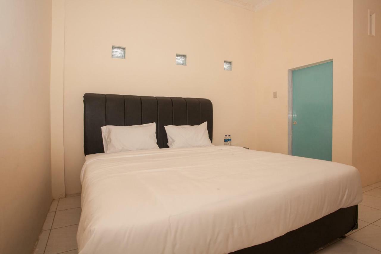 Oyo 1752 Hotel Wisata Kisaran Екстер'єр фото